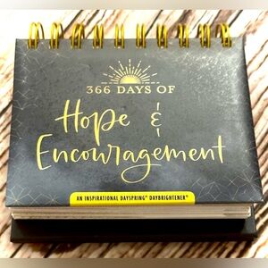 DAYSPRING || 366 Days of Hope & Encouragement - DayBrightener Perpetual Calendar
